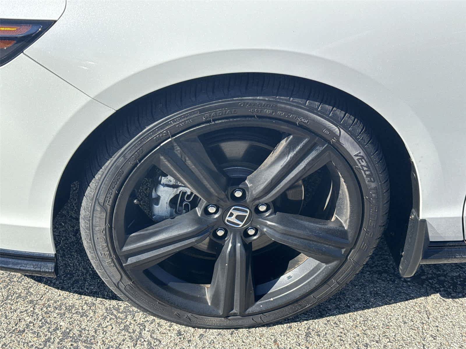 Used 2023 Honda Accord Sport image 10