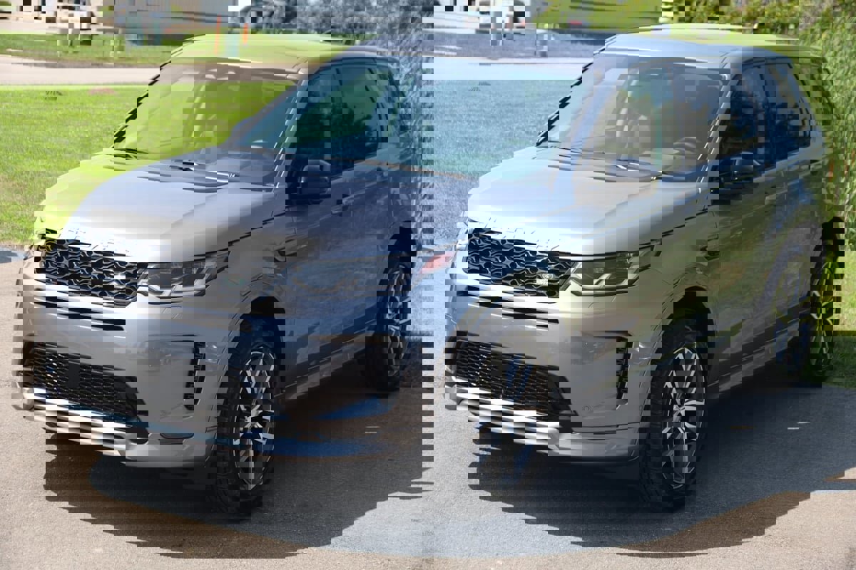 Used 2024 Land Rover Discovery Sport S image 26