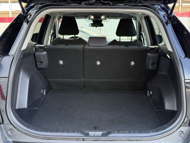 Used 2023 Toyota RAV4 LE image 31