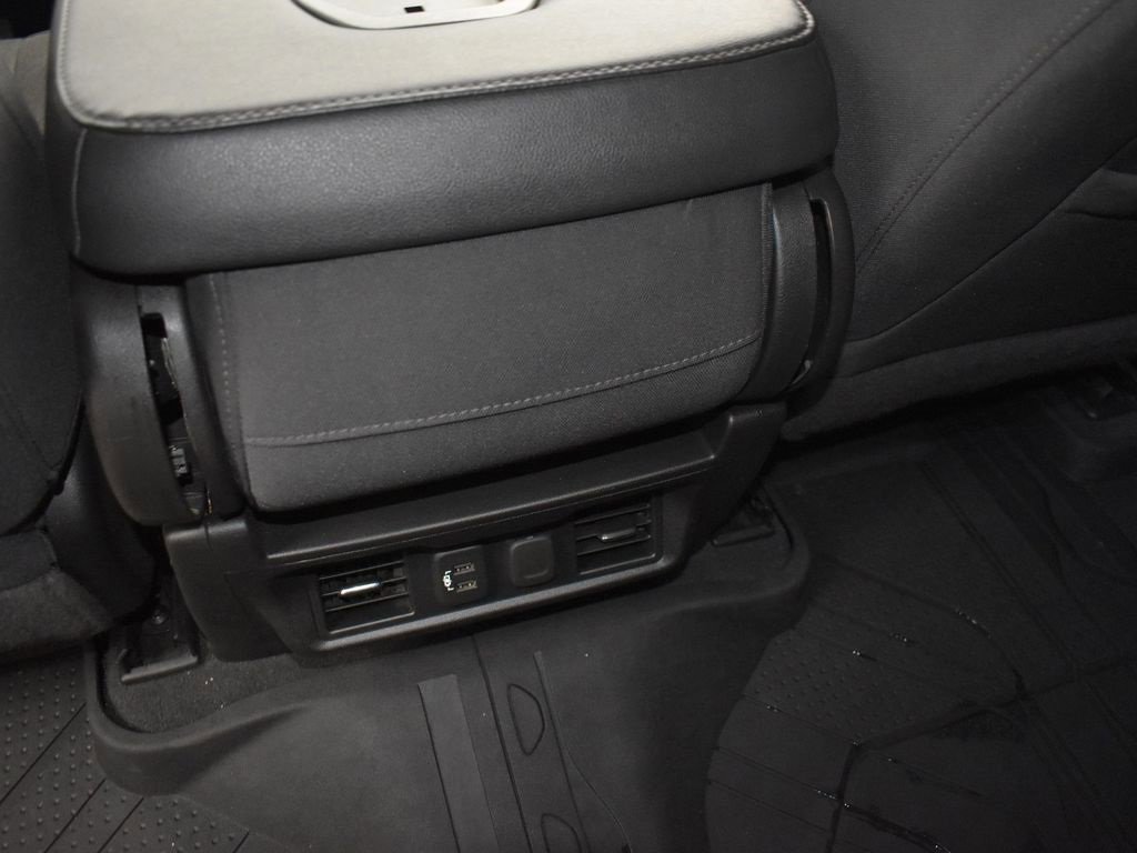 Used 2020 Chevrolet Silverado 1500 LT w/ Texas Edition image 20