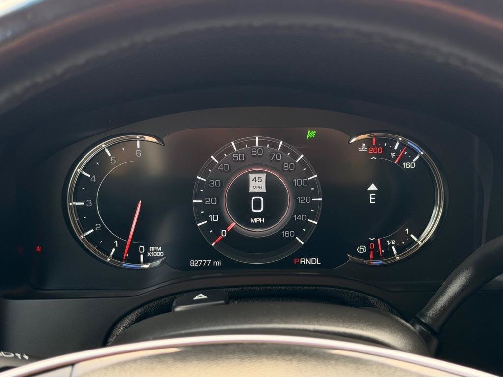 Used 2020 Cadillac Escalade ESV Luxury w/ Escalade Sport Edition AWD/4WD image 17