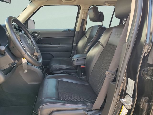 Used 2017 Jeep Patriot 75th Anniversary w/ Power Value Group FWD image 23