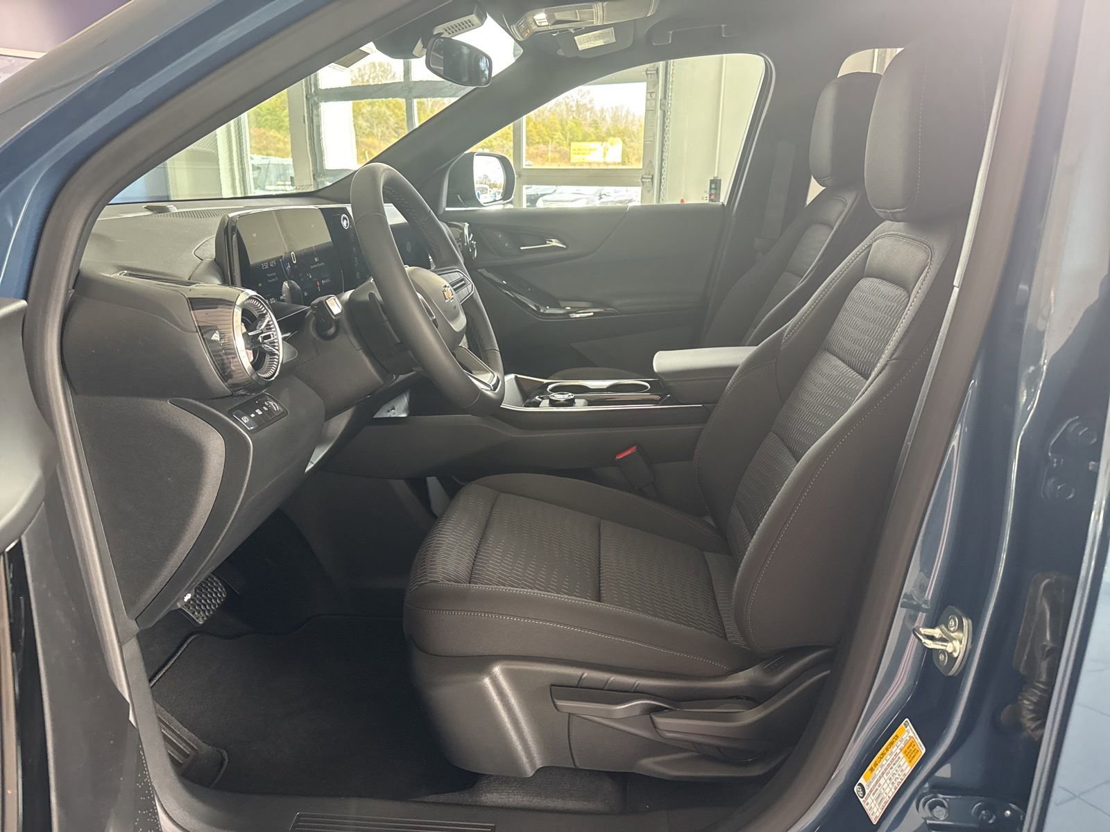 New 2026 Chevrolet Equinox LT image 16