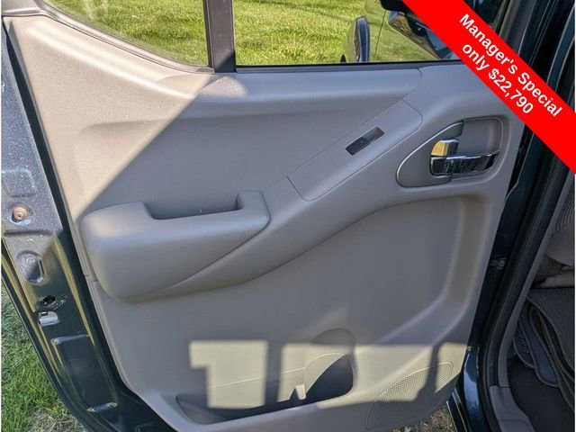 Certified 2021 Nissan Frontier SV image 13