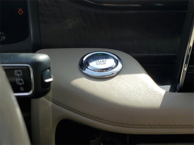 Used 2020 Lincoln Aviator Reserve w/ Equipment Group 202A image 22