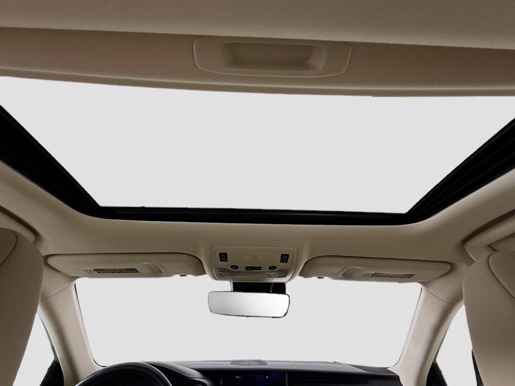 Used 2019 Lexus IS 300 AWD image 21