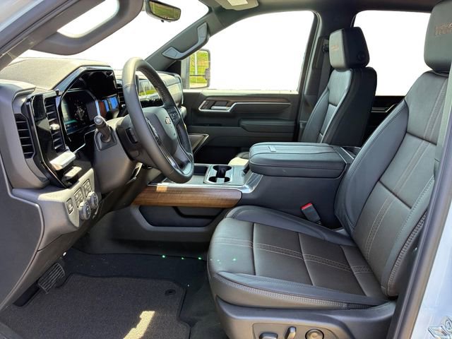 New 2026 Chevrolet Silverado 2500 High Country w/ Technology Package AWD/4WD image 11