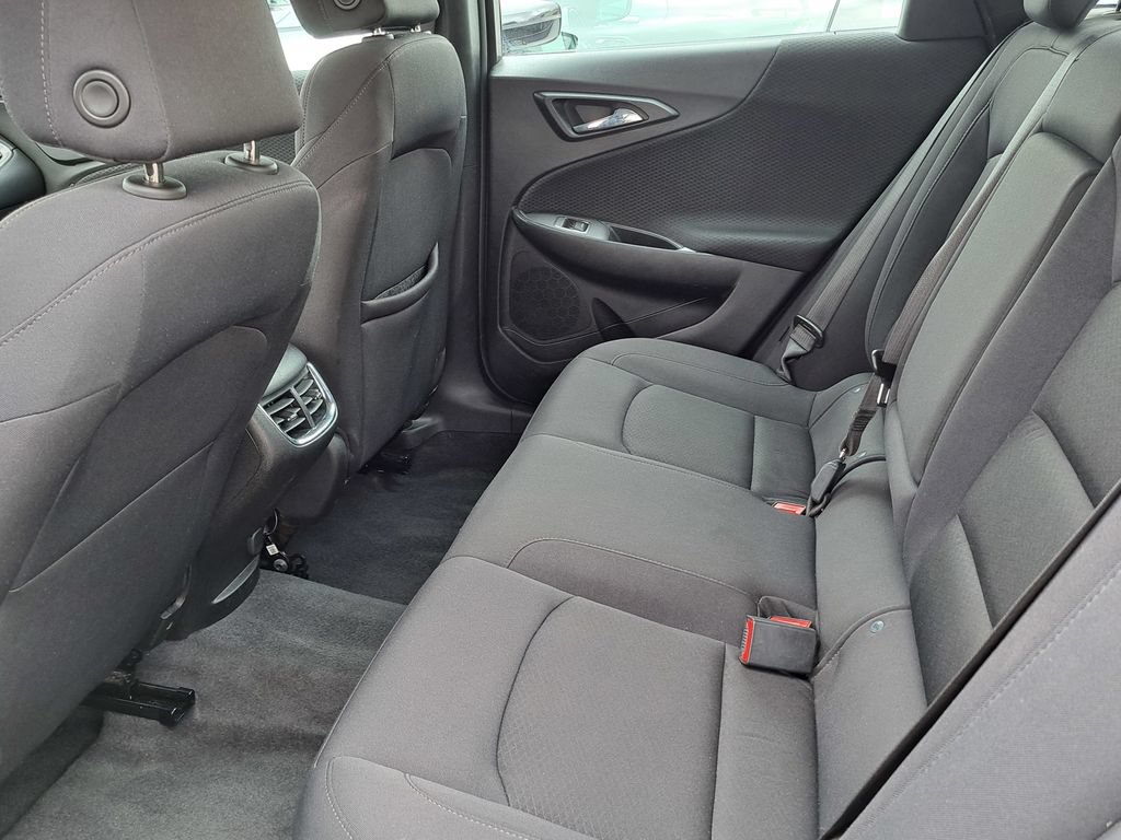 Used 2023 Chevrolet Malibu LT FWD image 15