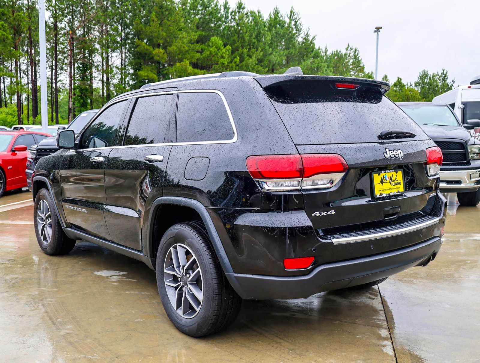 Used 2021 Jeep Grand Cherokee Limited AWD/4WD image 5