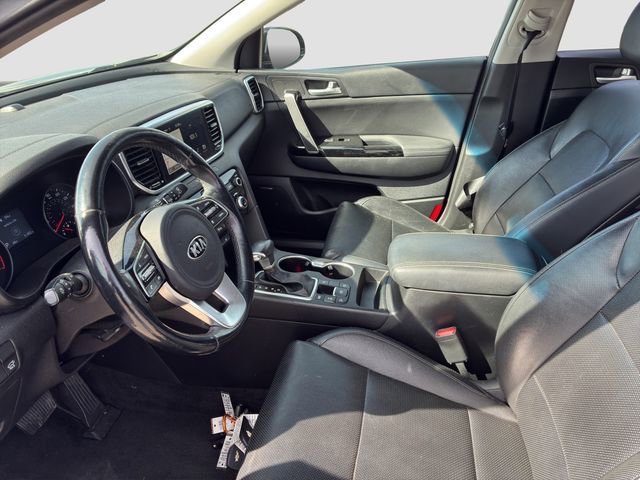 Used 2022 Kia Sportage EX w/ EX Technology Package image 12