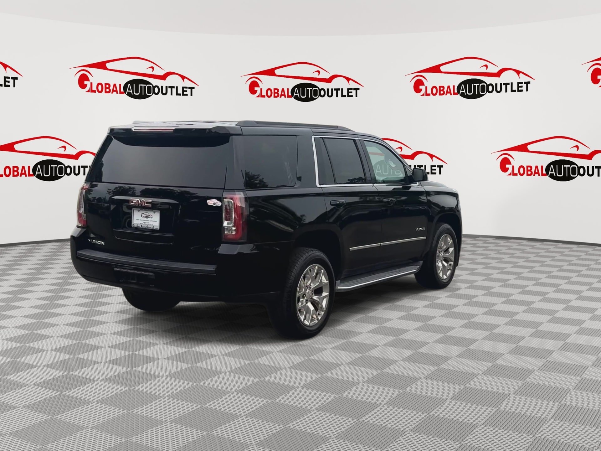 Used 2015 GMC Yukon SLT w/ Open Road Package AWD/4WD image 8