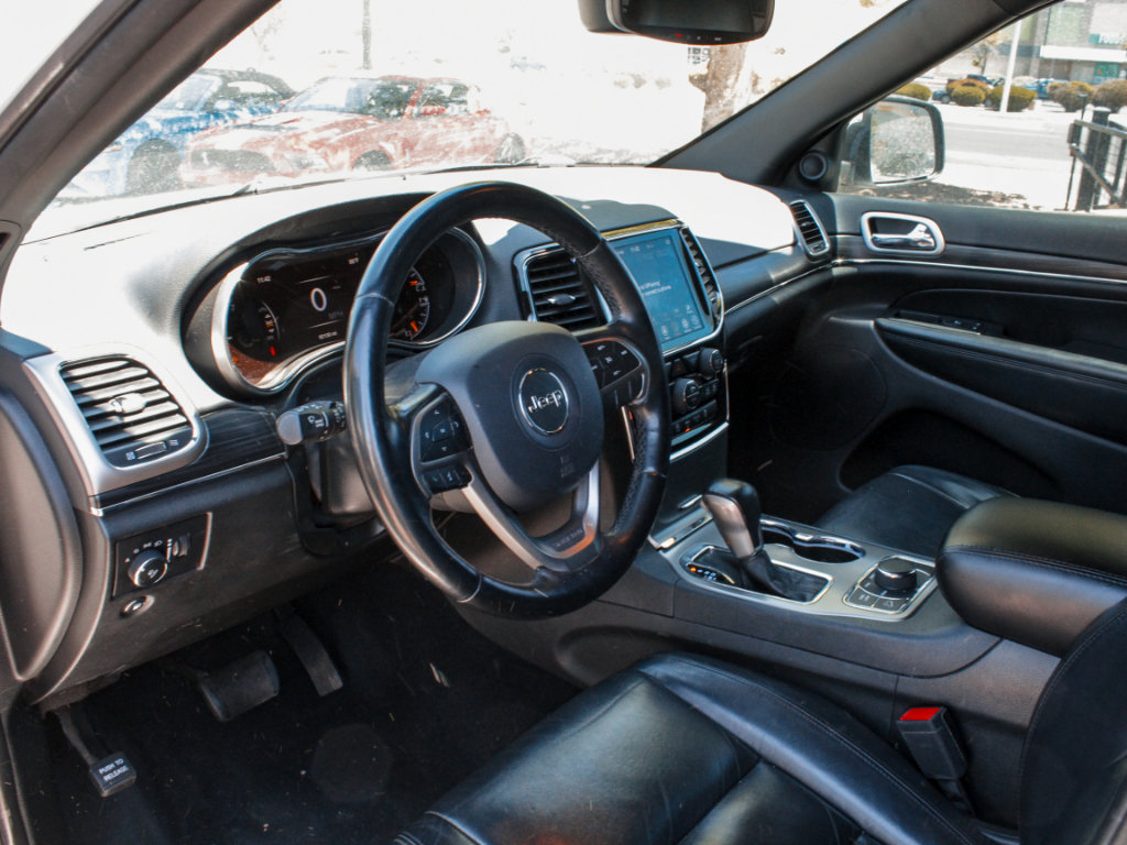 Used 2021 Jeep Grand Cherokee Limited AWD/4WD image 8