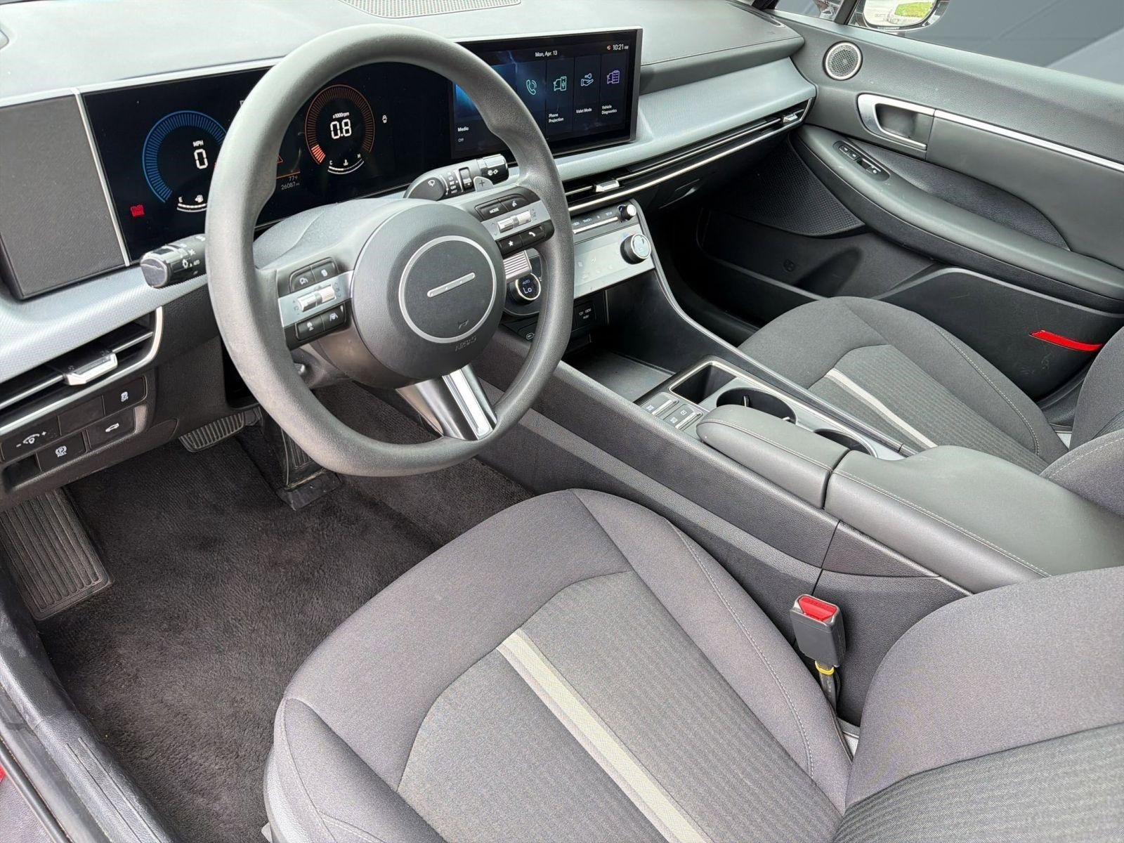 Used 2025 Hyundai Sonata SEL image 4