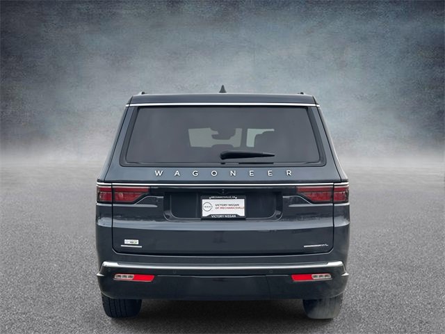Used 2023 Jeep Wagoneer L Series II image 3