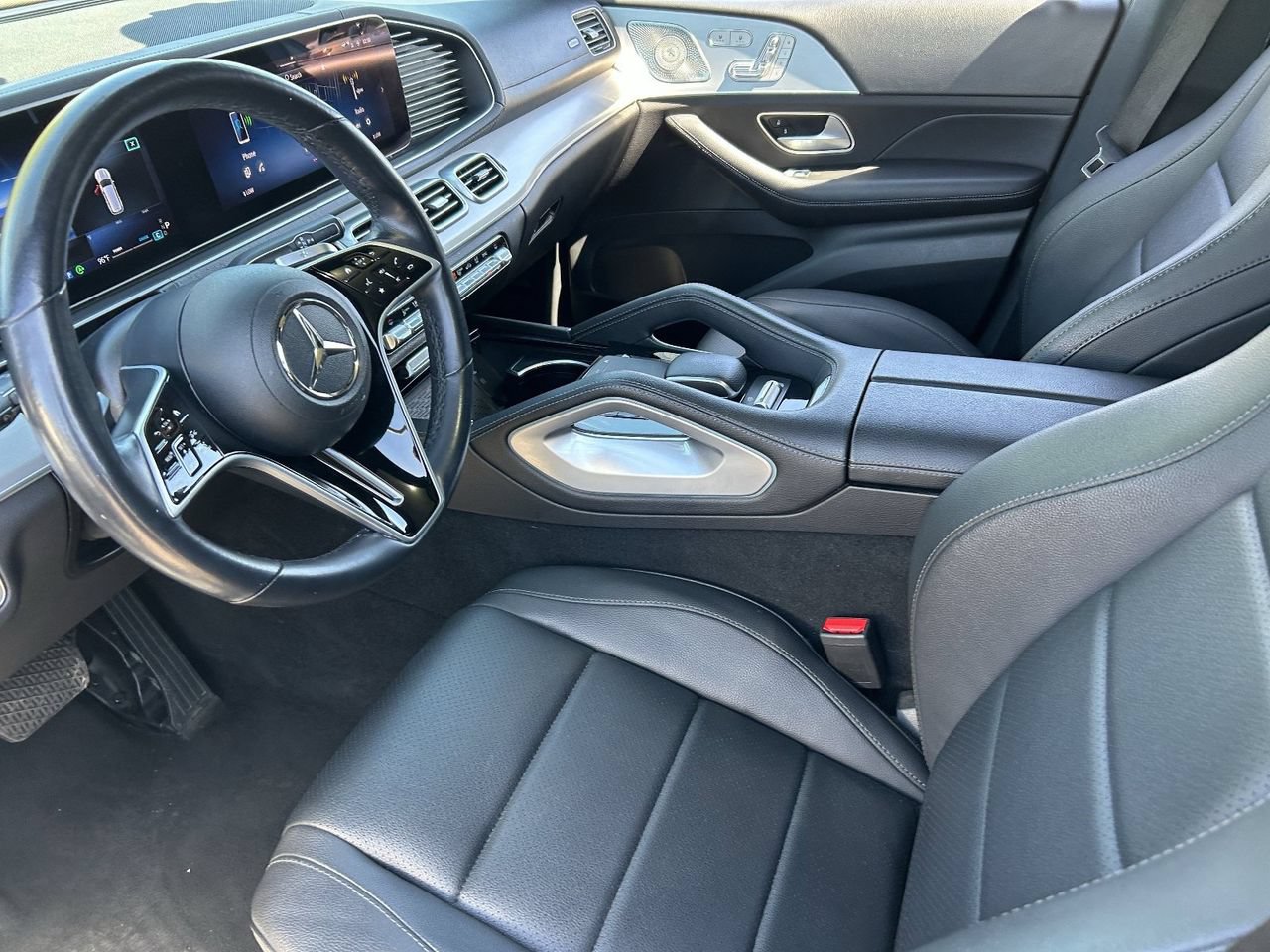 Used 2024 Mercedes-Benz GLS 450 4MATIC image 28