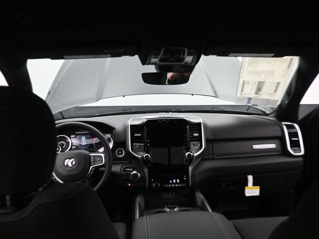 New 2026 RAM 1500 4x4 Crew Cab image 23