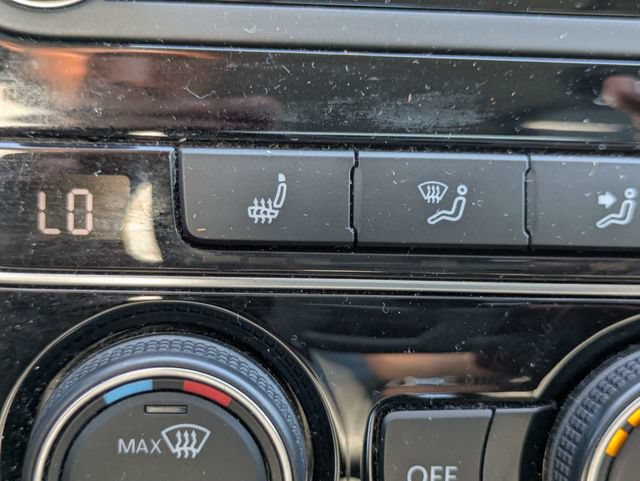 Used 2018 Volkswagen Passat 2.0T R-Line FWD image 22