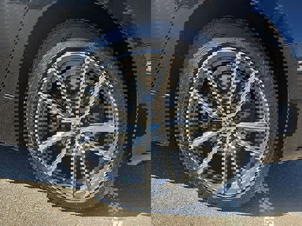 Used 2020 BMW 330i xDrive Sedan w/ Driving Assistance Package image 7