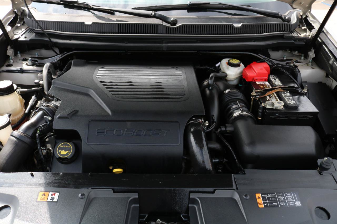 Used 2019 Lincoln MKT AWD image 56