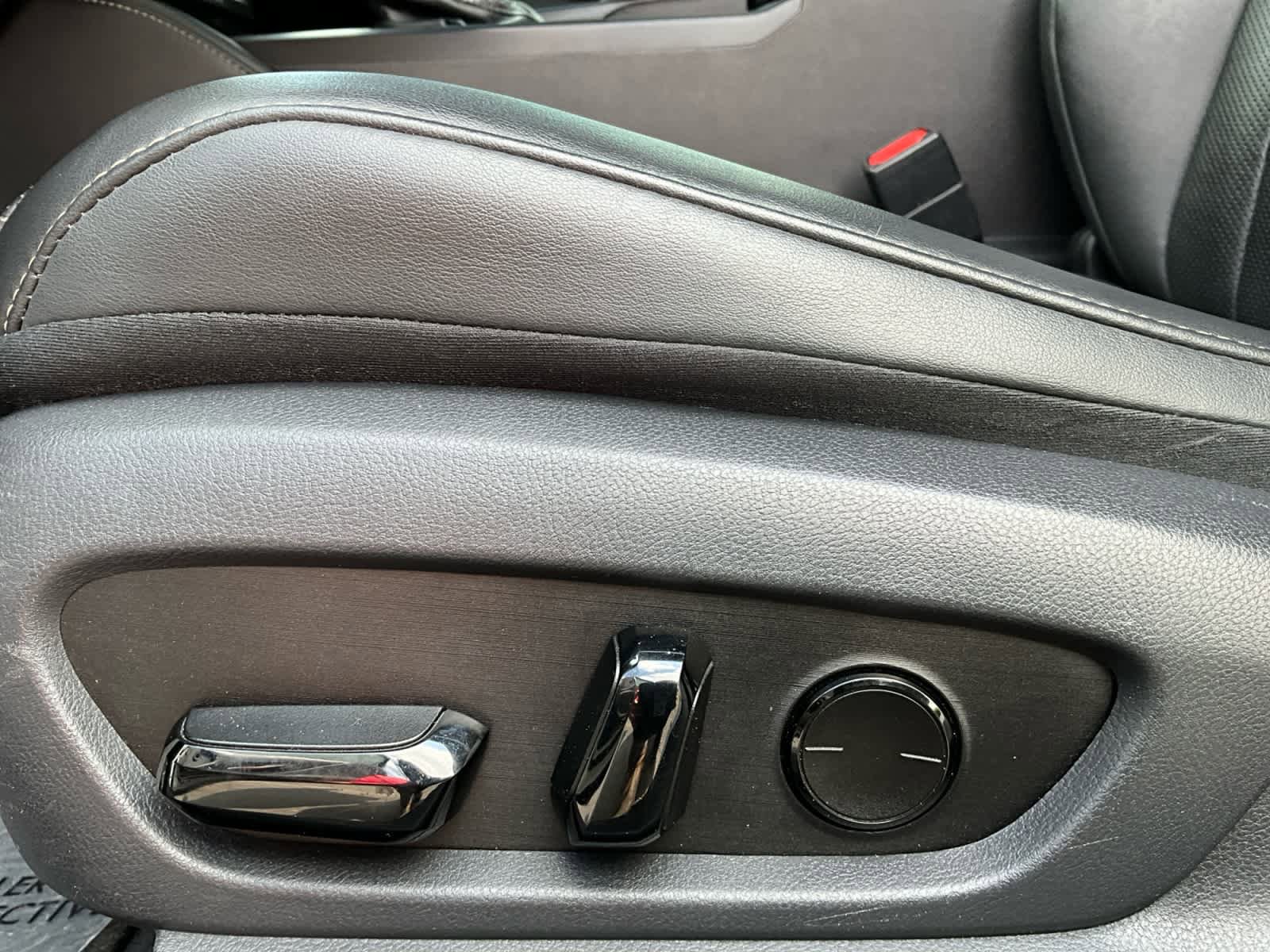 Used 2019 Lexus ES 350 F Sport w/ Accessory Package 2 FWD image 23