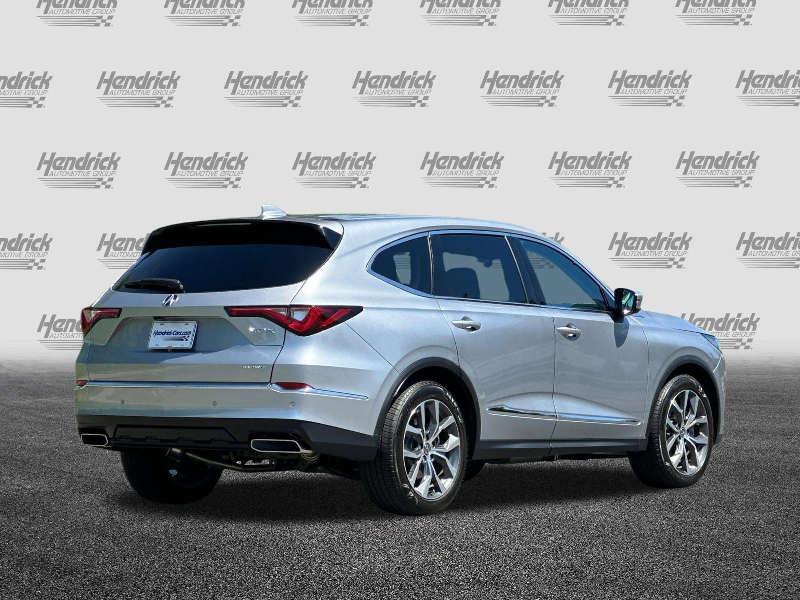 Used 2024 Acura MDX SH-AWD w/ Technology Package image 5