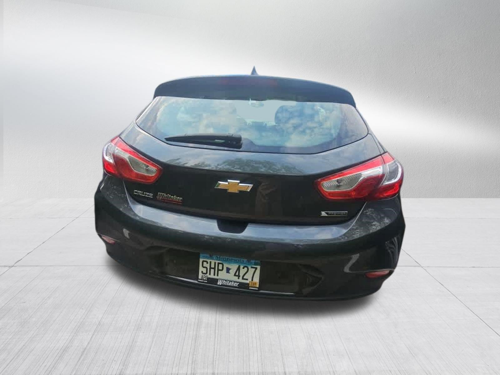 Used 2018 Chevrolet Cruze Premier FWD image 5