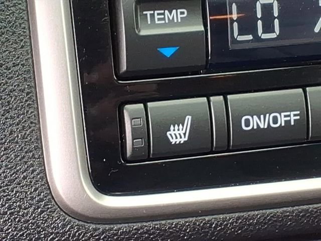 Certified 2021 Subaru Ascent Limited w/ Technology Package image 13