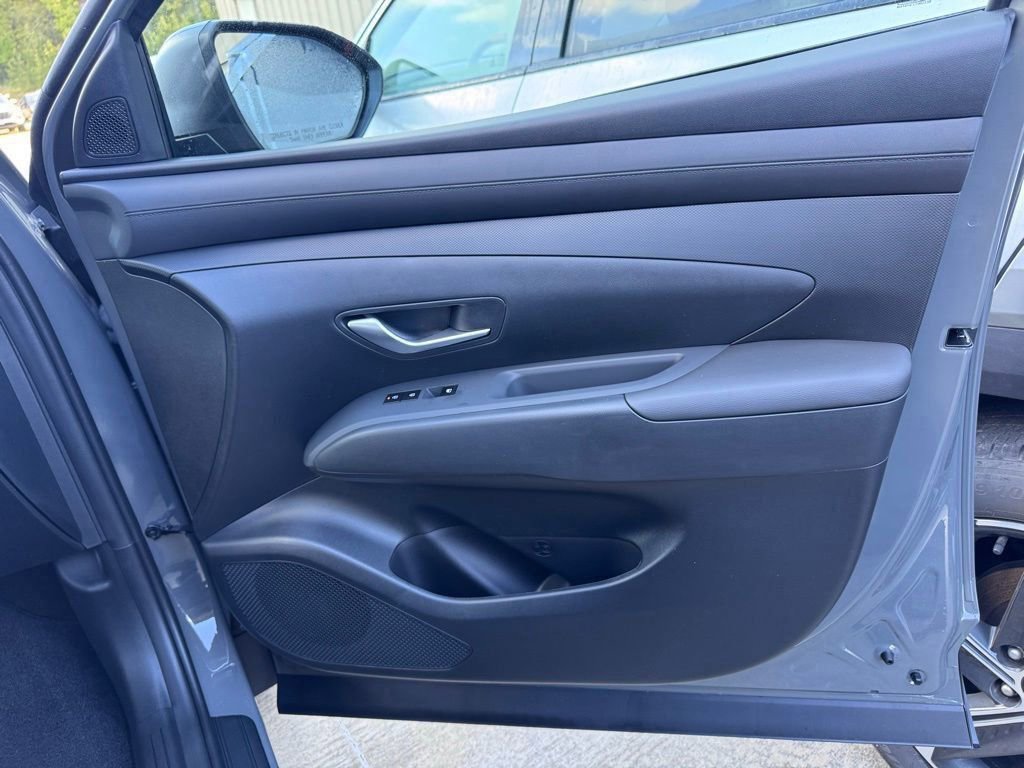 New 2026 Hyundai Tucson SE image 17