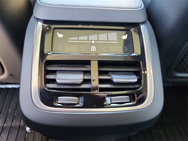 Used 2019 Volvo XC90 T6 Momentum w/ Advanced Package image 22