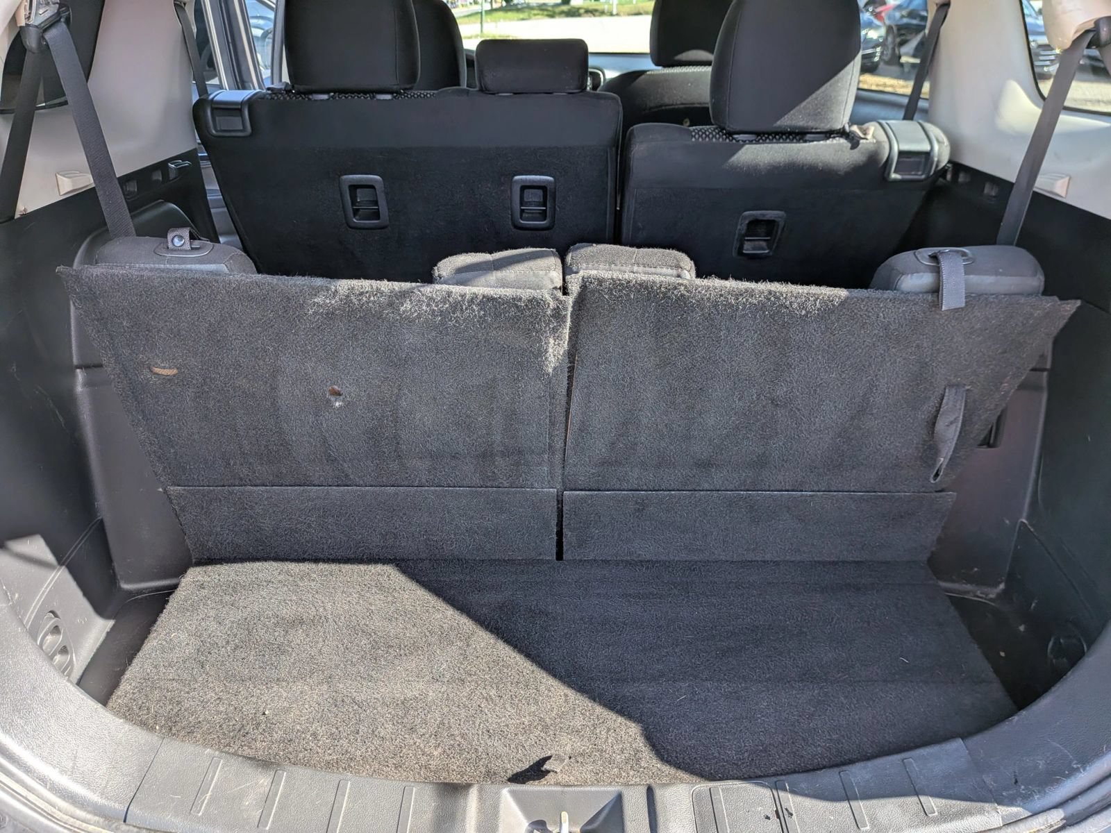 Used 2020 Mitsubishi Outlander ES FWD image 25