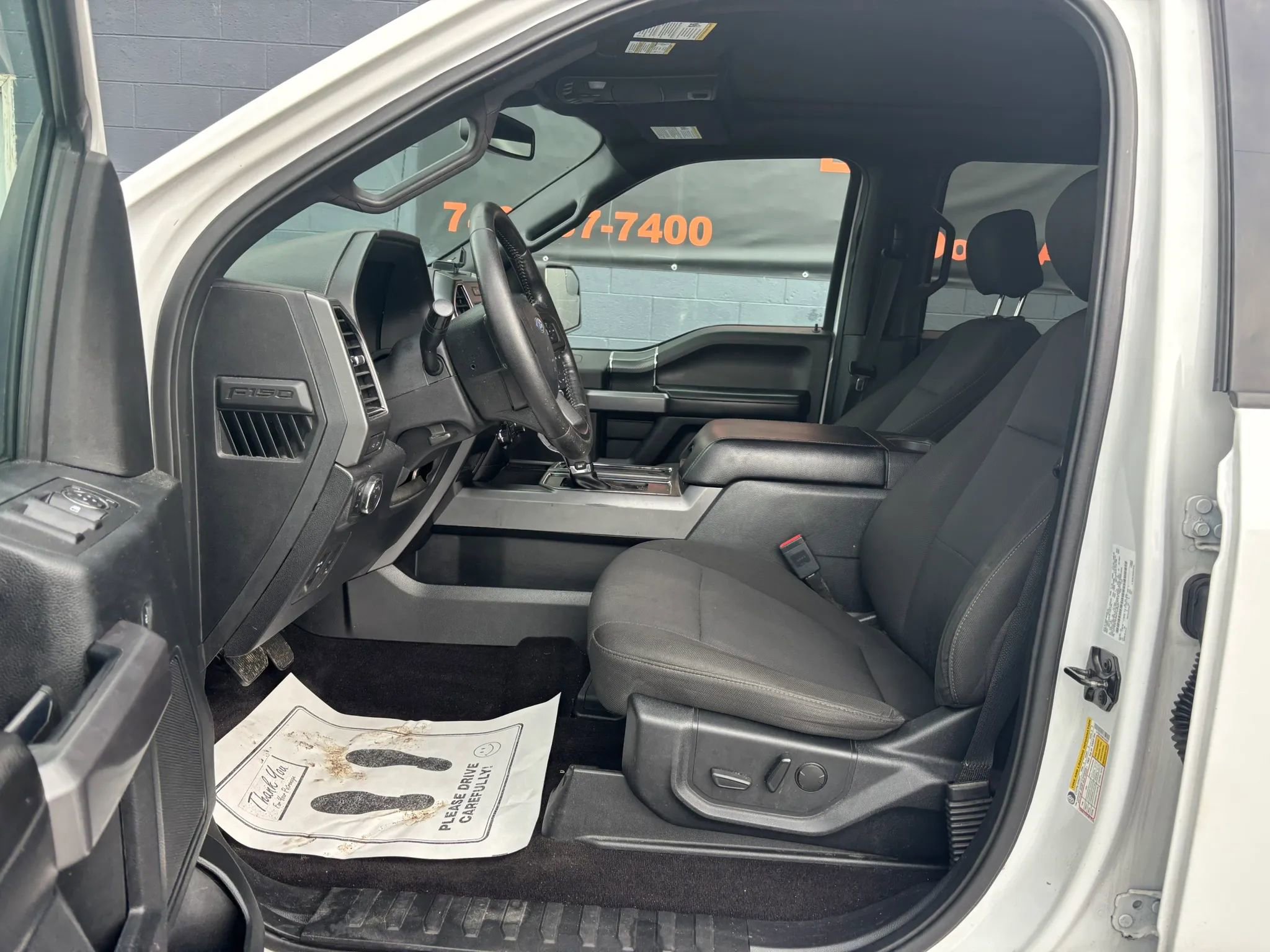 Used 2019 Ford F150 XLT w/ Equipment Group 302A Luxury AWD/4WD image 18