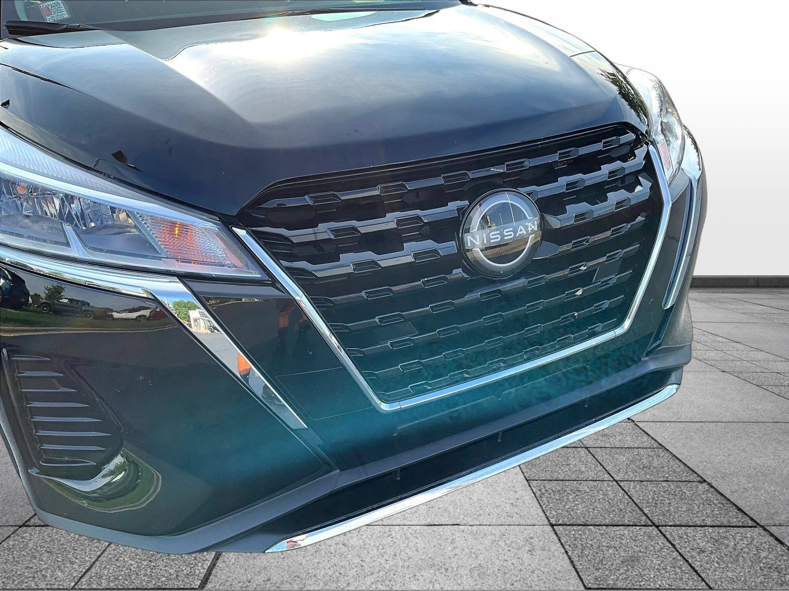 Certified 2024 Nissan Kicks SV FWD image 35