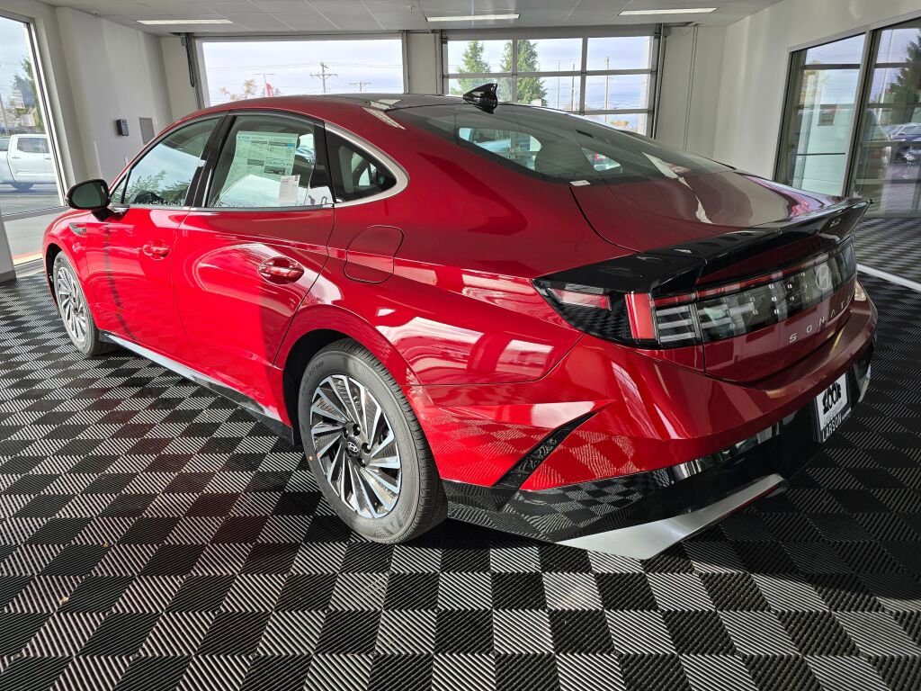 New 2026 Hyundai Sonata SEL FWD image 5