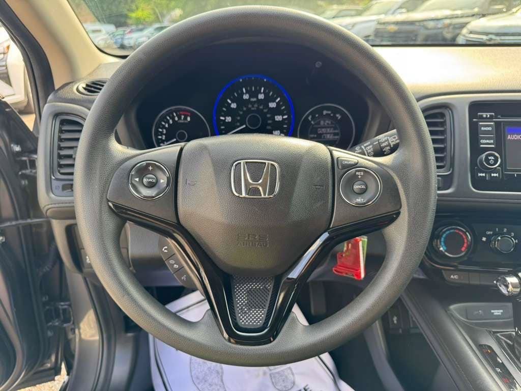 Used 2016 Honda HR-V LX image 24