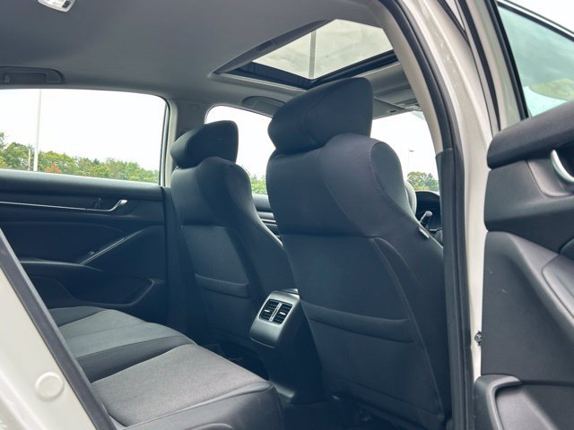 Used 2018 Honda Accord EX image 34