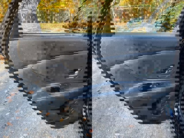 Certified 2023 Hyundai Elantra Limited w/ Preferred Accessory Package image 14