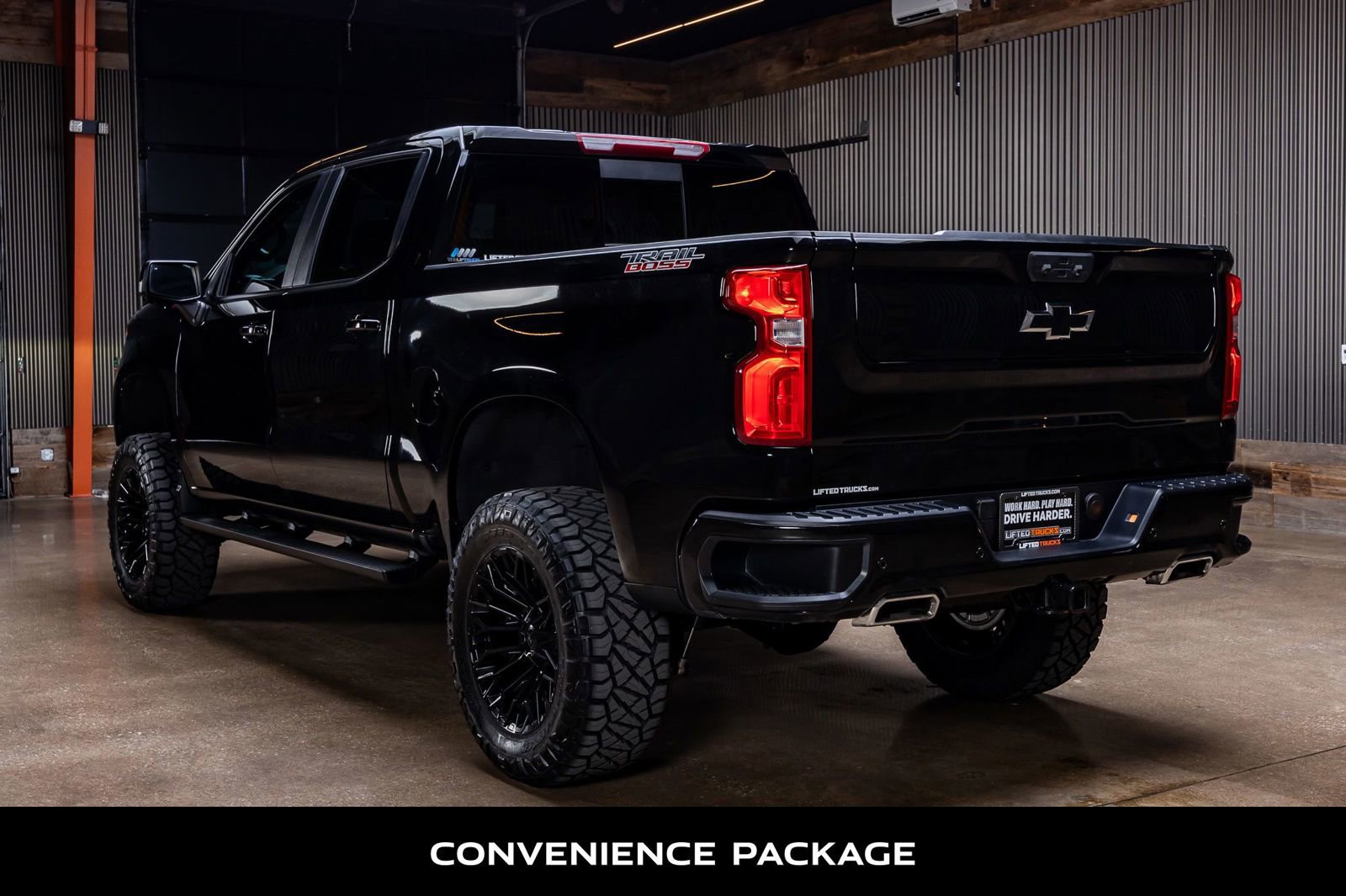 Used 2026 Chevrolet Silverado 1500 LT Trail Boss w/ LT Trail Boss Premium Package AWD/4WD image 7