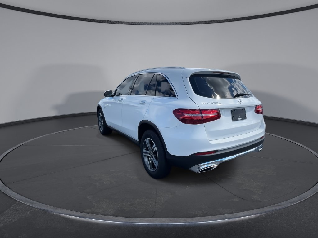 Used 2019 Mercedes-Benz GLC 350e 4MATIC image 6