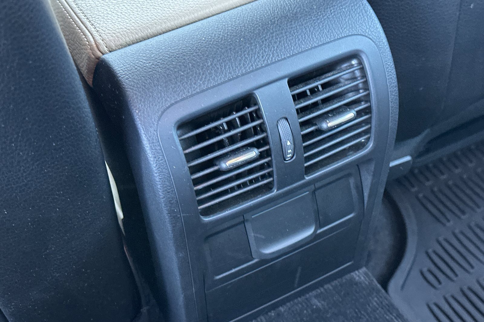 Used 2015 Volkswagen CC Sport image 13