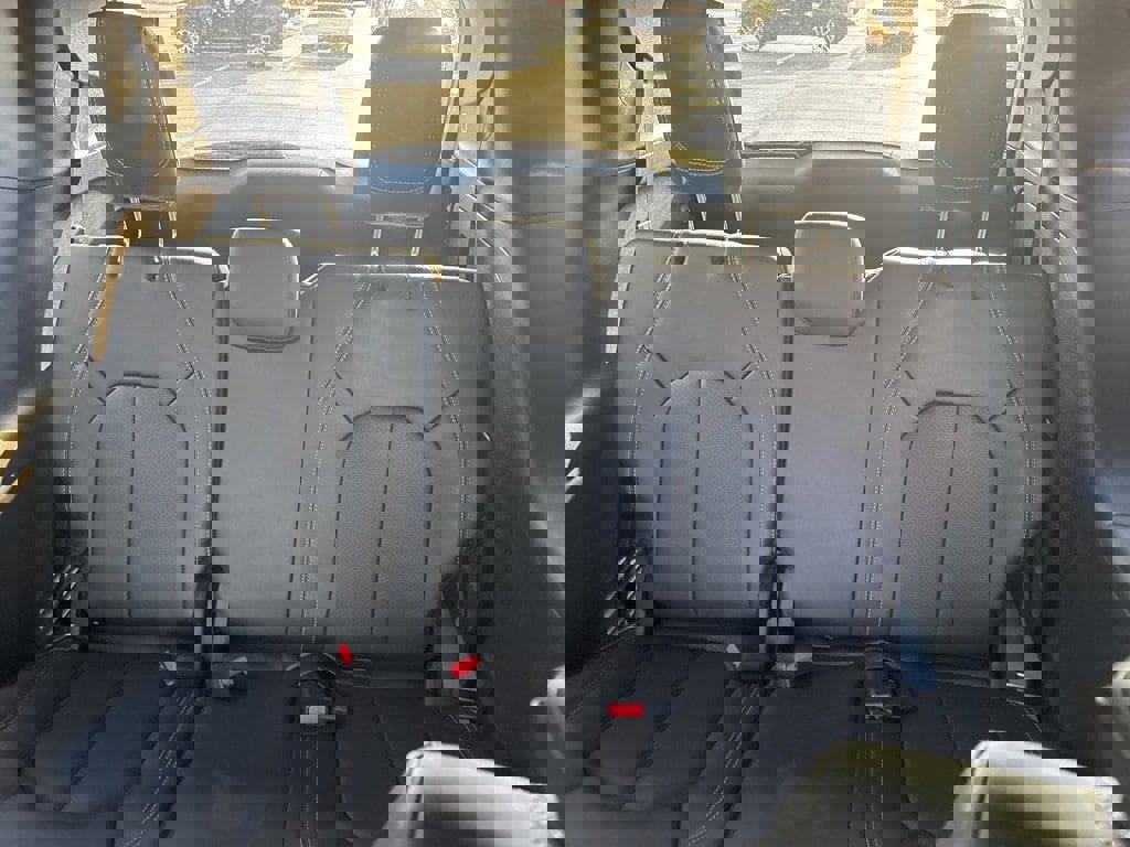 New 2026 Chrysler Pacifica Select image 28