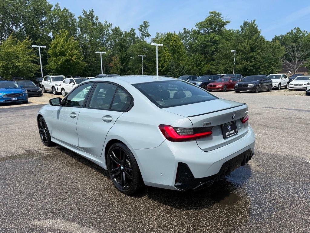 Used 2023 BMW M340i xDrive w/ Premium Package AWD/4WD image 3
