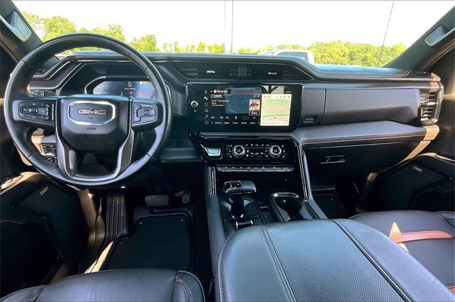Used 2023 GMC Sierra 1500 AT4 w/ AT4 Preferred Package image 8
