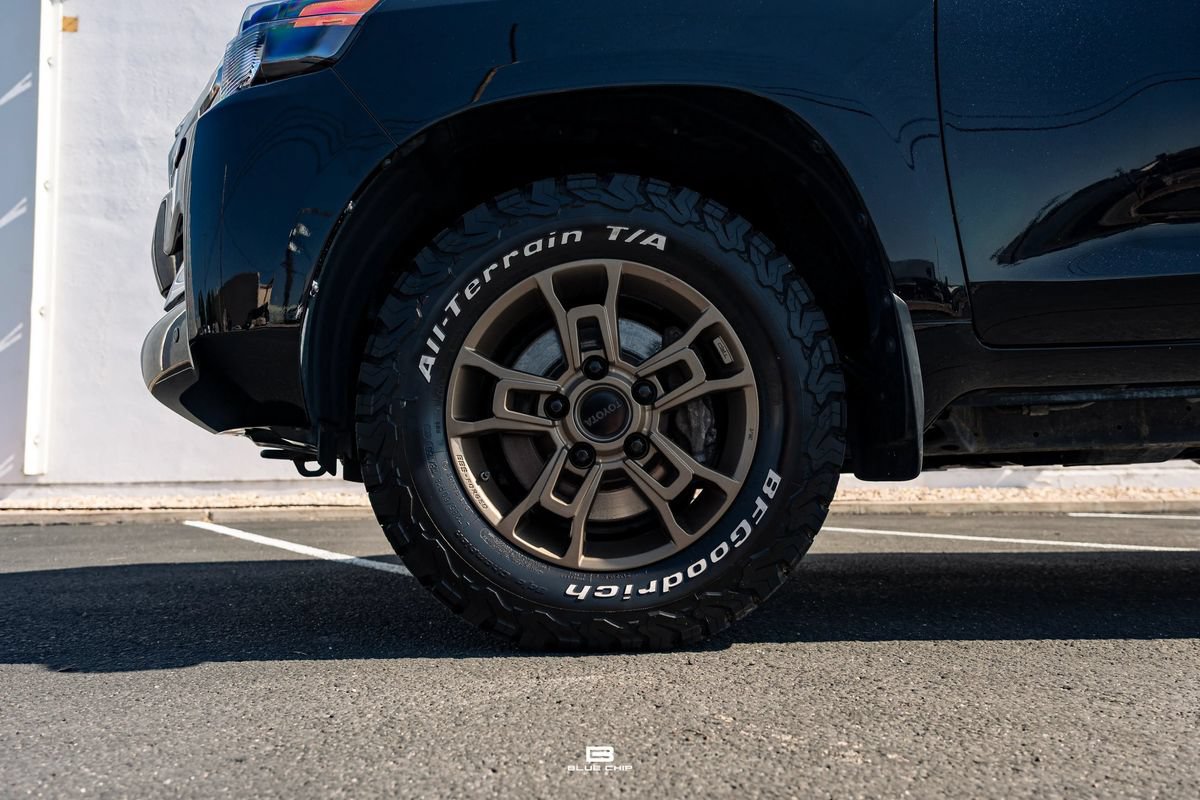 Used 2020 Toyota Land Cruiser Heritage Edition AWD/4WD image 8
