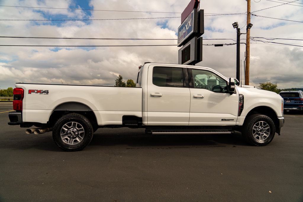 Used 2023 Ford F250 Lariat w/ FX4 Off-Road Package AWD/4WD image 8