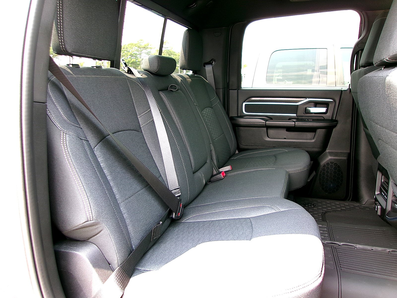 New 2026 RAM 2500 Big Horn AWD/4WD image 17