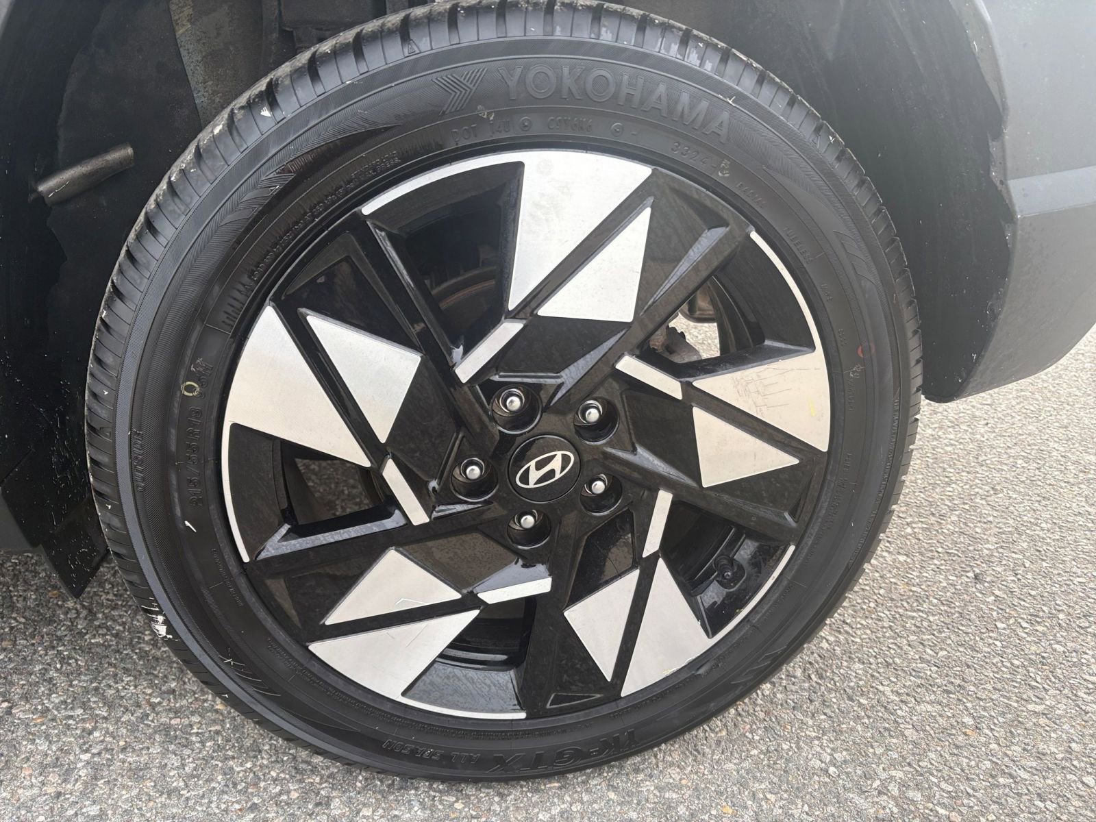 Used 2025 Hyundai Kona SEL image 30