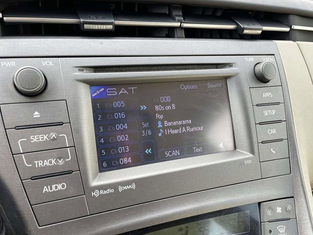 Used 2014 Toyota Prius Three image 27