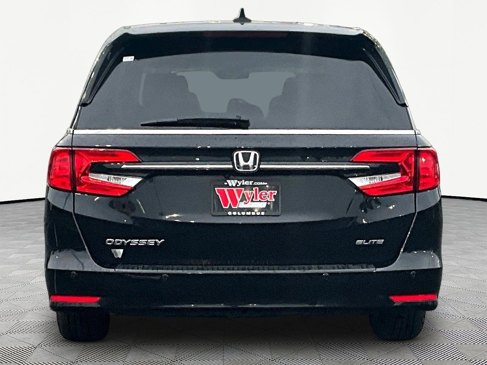 Used 2022 Honda Odyssey Elite image 5