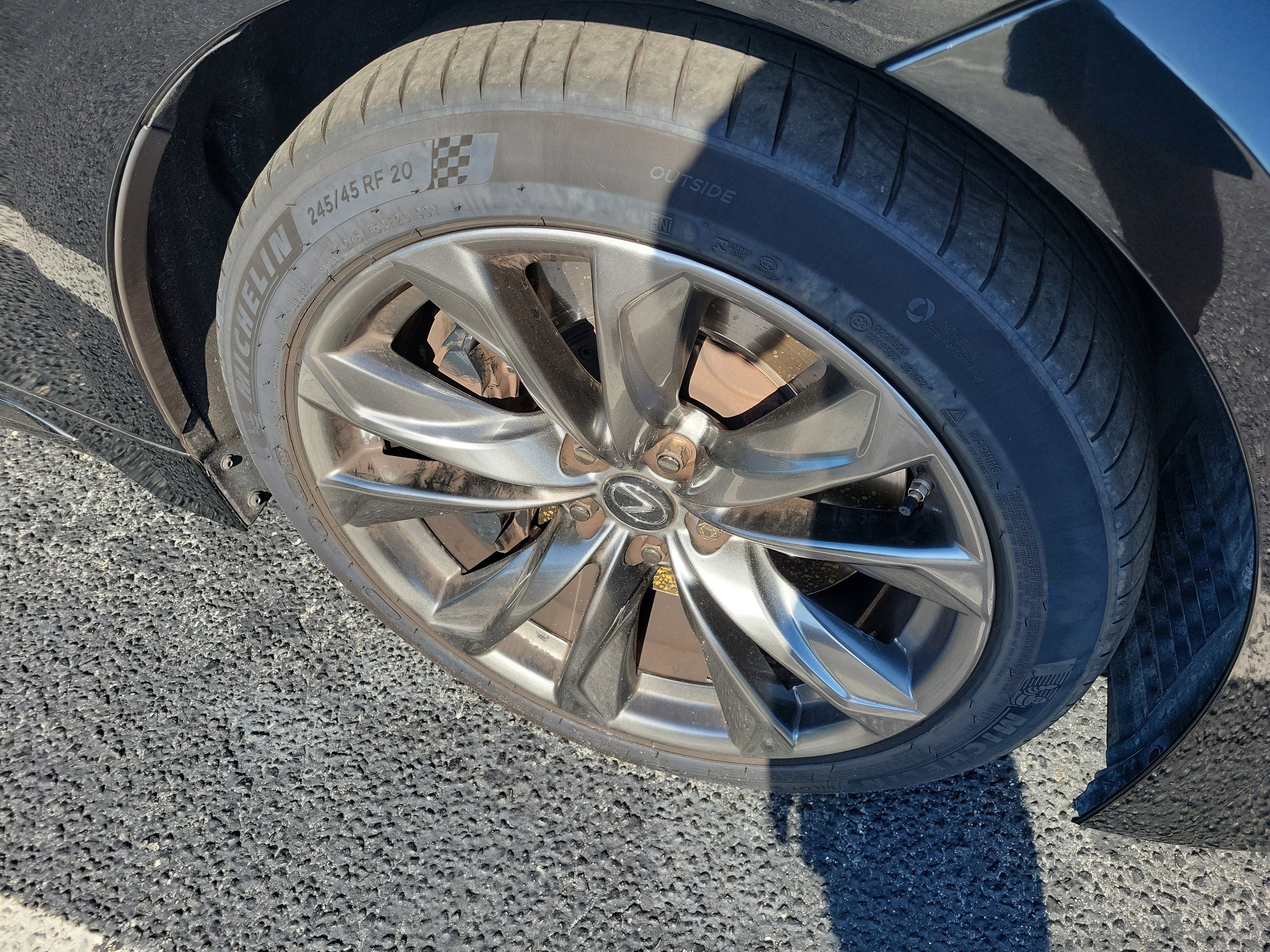 Used 2018 Lexus LS 500 F Sport w/ Accessory Package (Z2) RWD image 8
