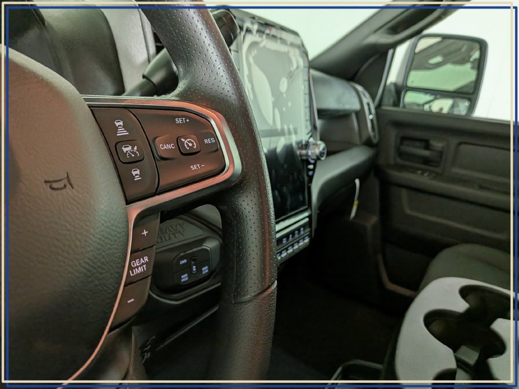 New 2026 RAM 2500 Tradesman AWD/4WD image 18